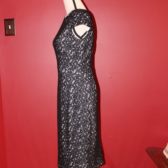 Betsey Johnson, black lace dress  Size 2......... - Picture 3 of 9